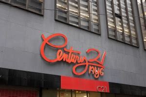 NYC's Century 21 Reopens: Sneak Peek, Store Photos 